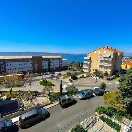 Apartmani Milan Crikvenica Exterior foto