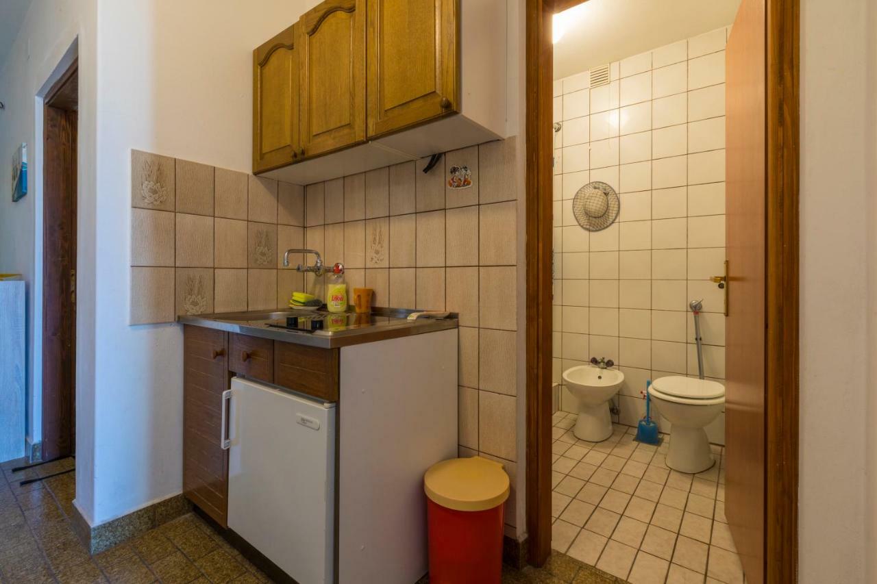 Apartmani Milan Crikvenica Exterior foto