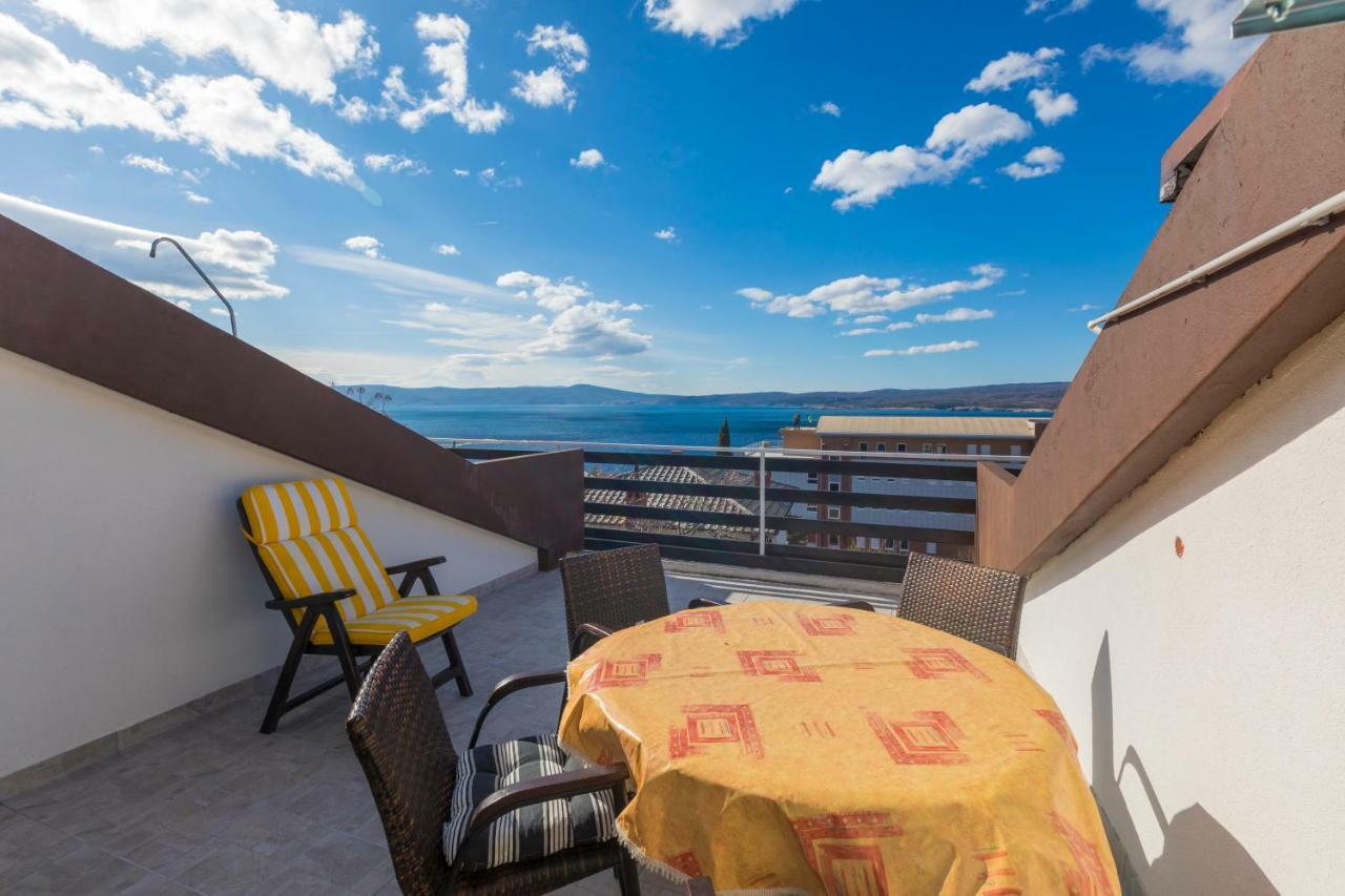 Apartmani Milan Crikvenica Exterior foto